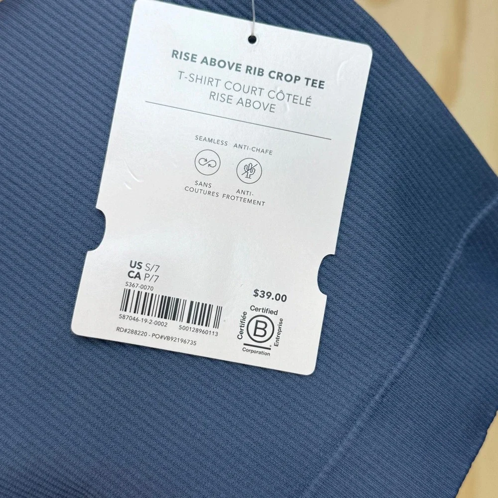 Athleta Girl Rise Above Rib Crop Tee Blue Seamless Short Sleeve Size S 7 NEW